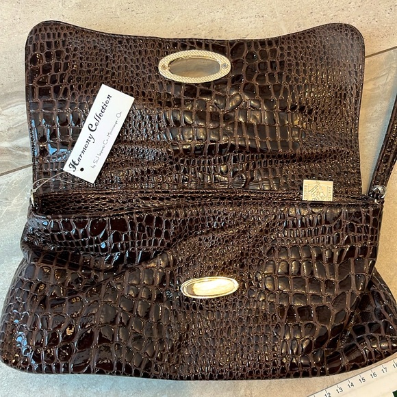 Vinyl Ladies Purse (clutch) - Picture 5 of 6